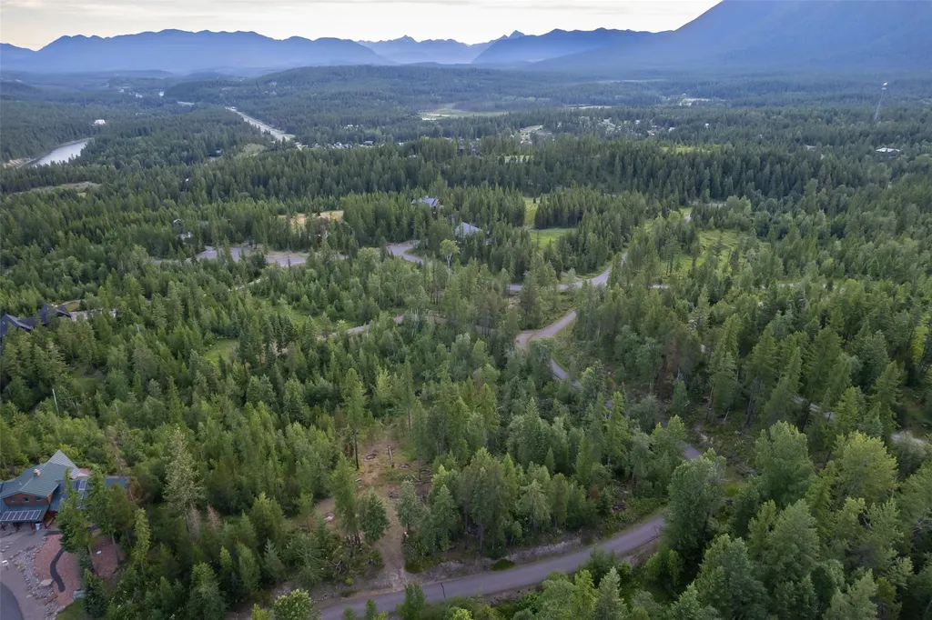 Nhn Glacier Hills Drive W Martin City MT 59926