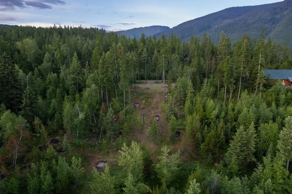 Nhn Glacier Hills Drive W Martin City MT 59926
