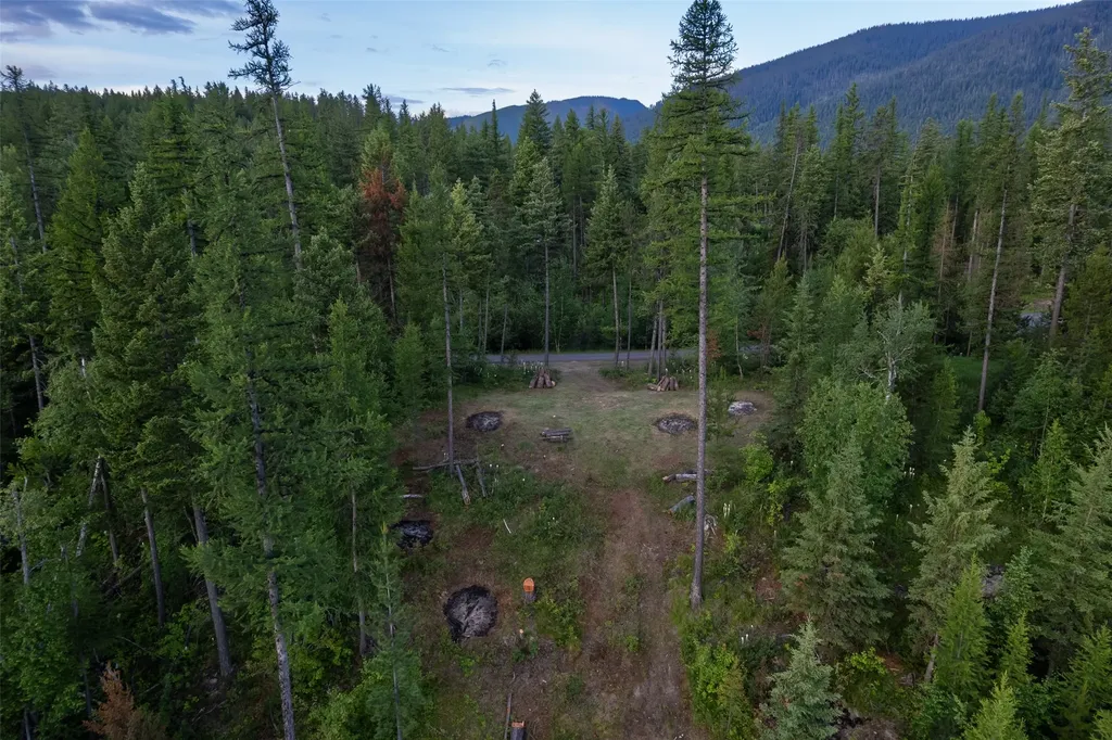 Nhn Glacier Hills Drive W Martin City MT 59926