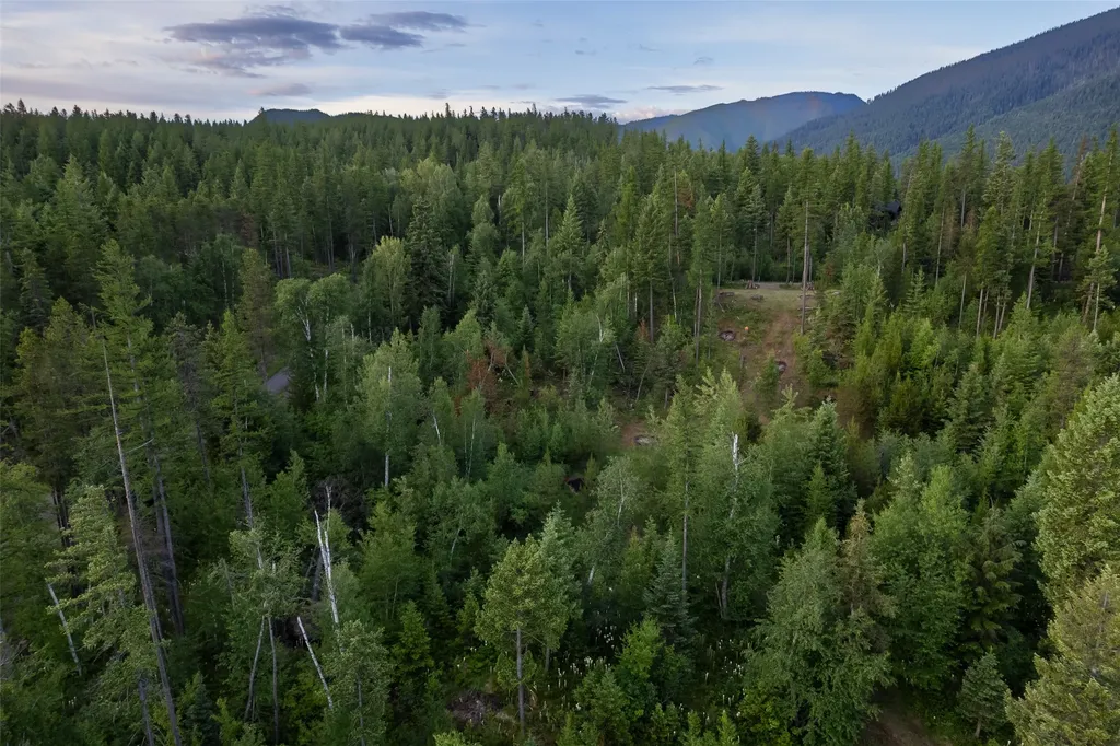 Nhn Glacier Hills Drive W Martin City MT 59926