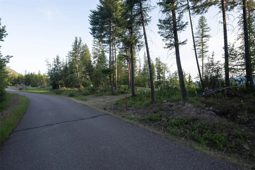 Nhn Glacier Hills Drive W Martin City MT 59926