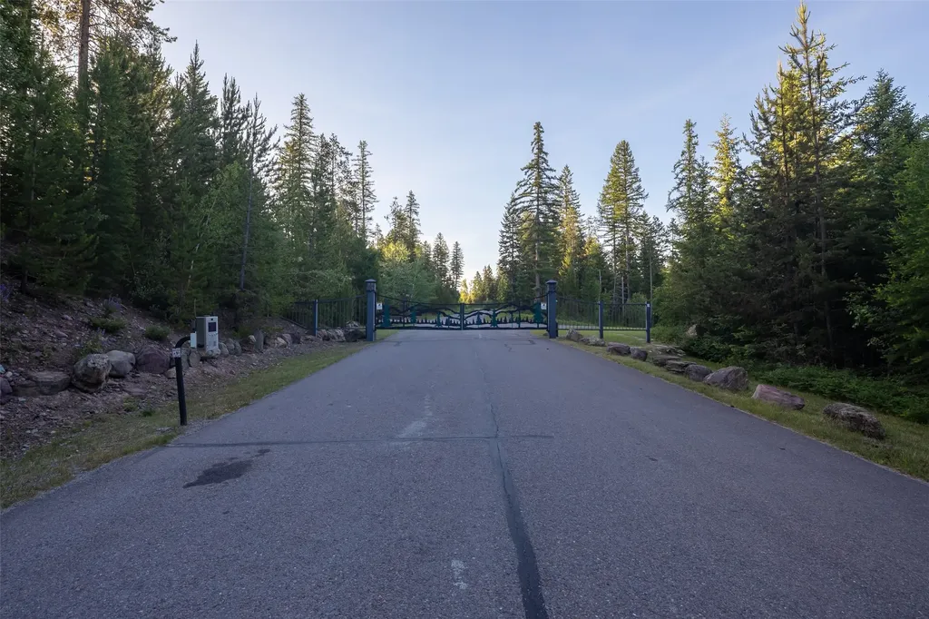 Nhn Glacier Hills Drive W Martin City MT 59926