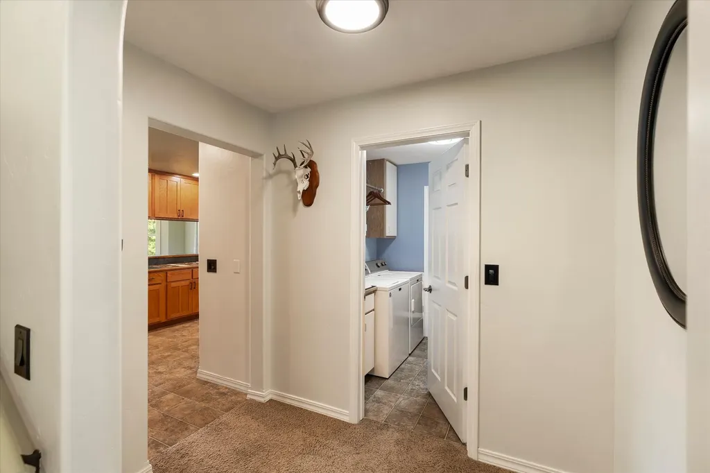 100 Seely Lane Kila MT 59920