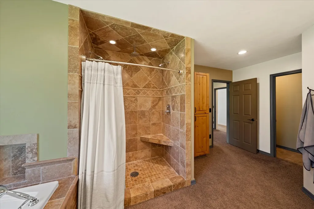 100 Seely Lane Kila MT 59920