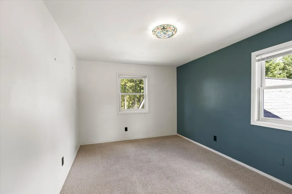 100 Seely Lane Kila MT 59920