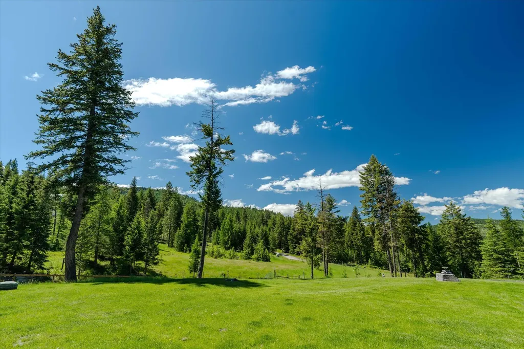 100 Seely Lane Kila MT 59920