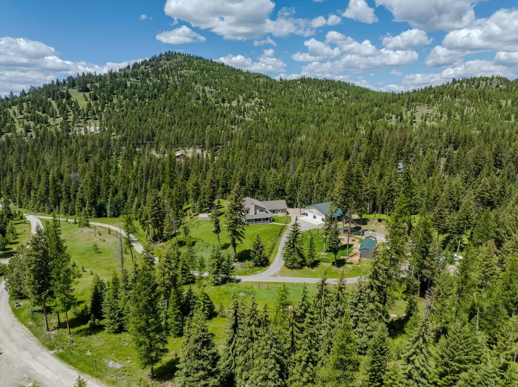 100 Seely Lane Kila MT 59920