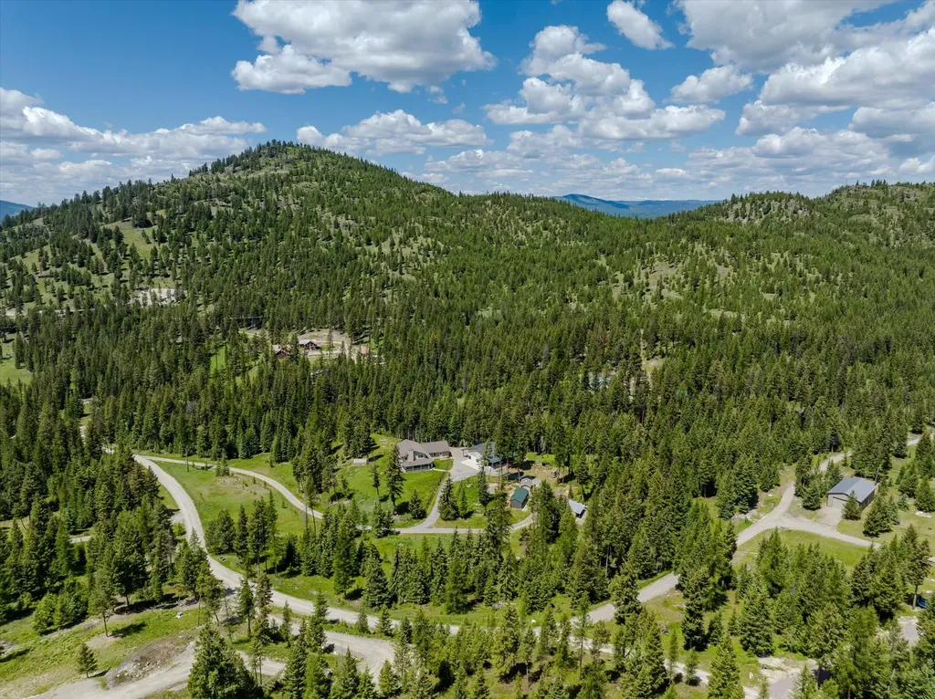 100 Seely Lane Kila MT 59920
