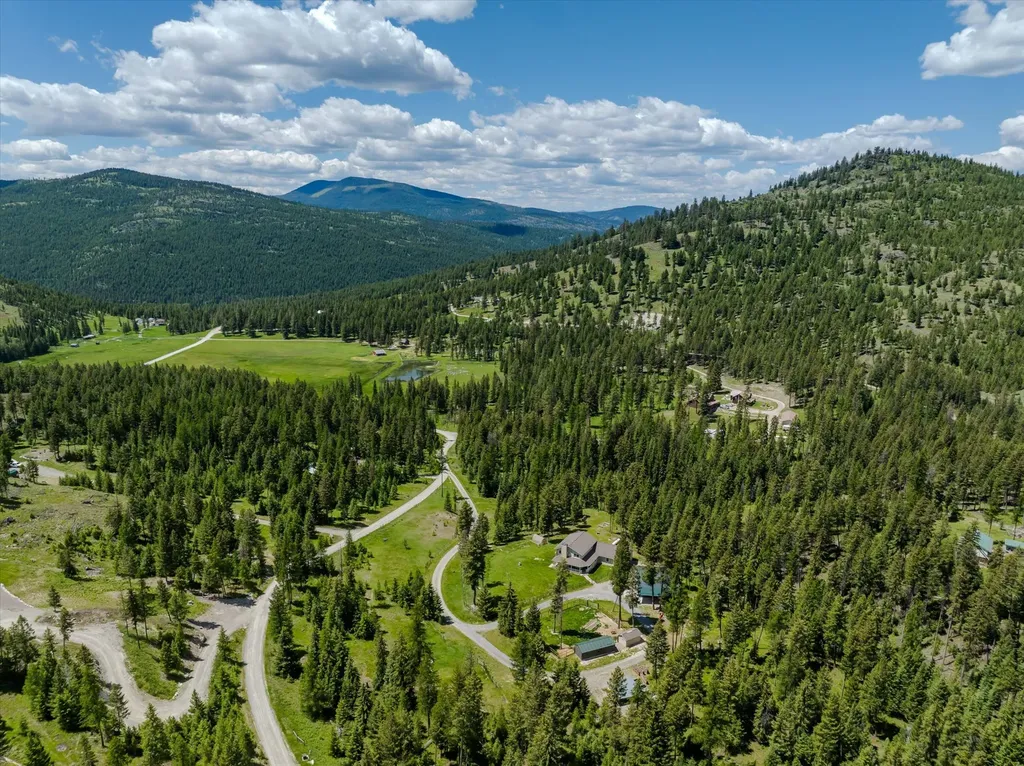 100 Seely Lane Kila MT 59920