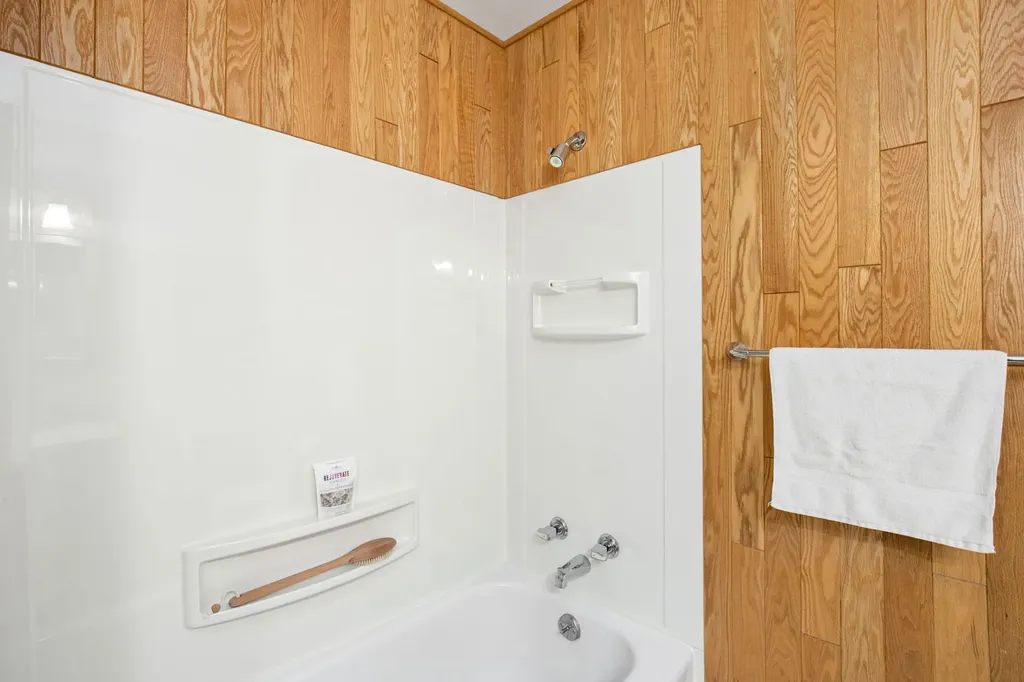 837 36th Avenue NE Great Falls MT 59404