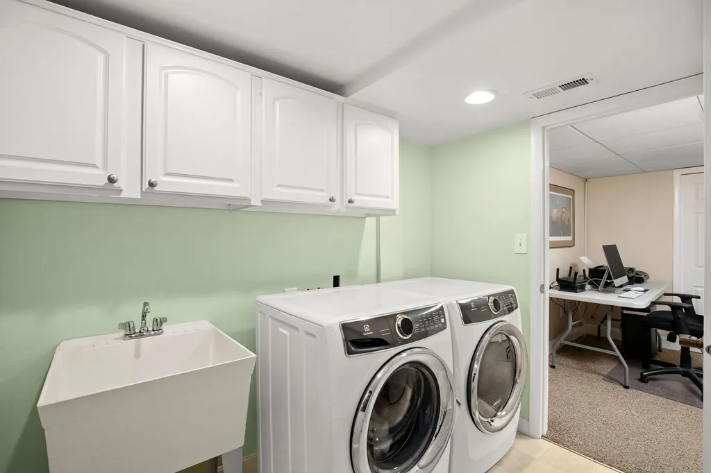 837 36th Avenue NE Great Falls MT 59404