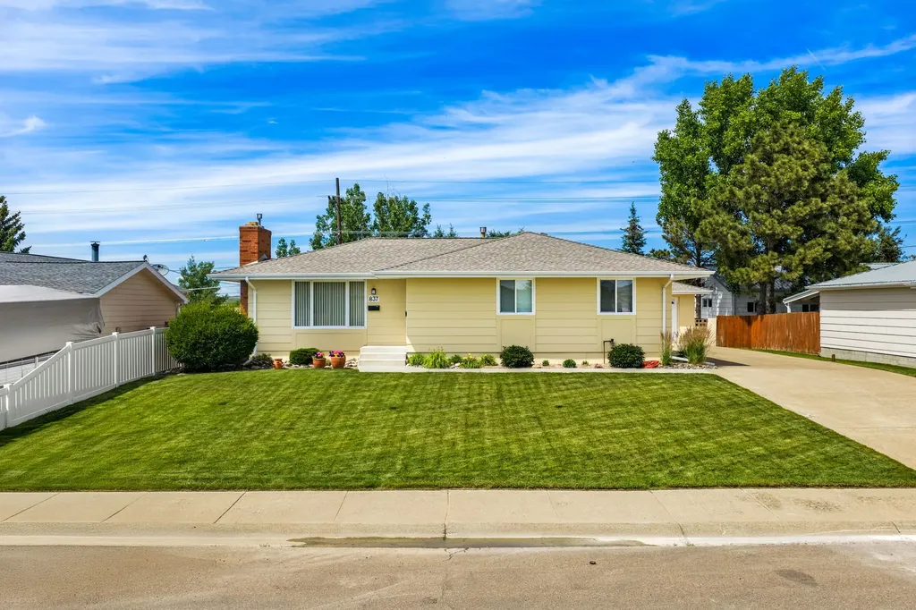 837 36th Avenue NE Great Falls MT 59404