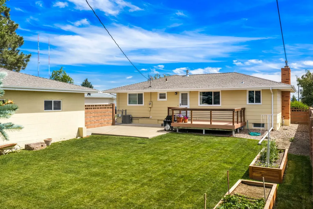 837 36th Avenue NE Great Falls MT 59404
