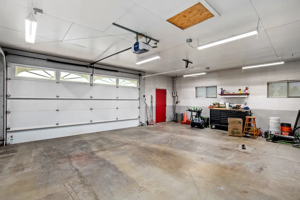 837 36th Avenue NE Great Falls MT 59404