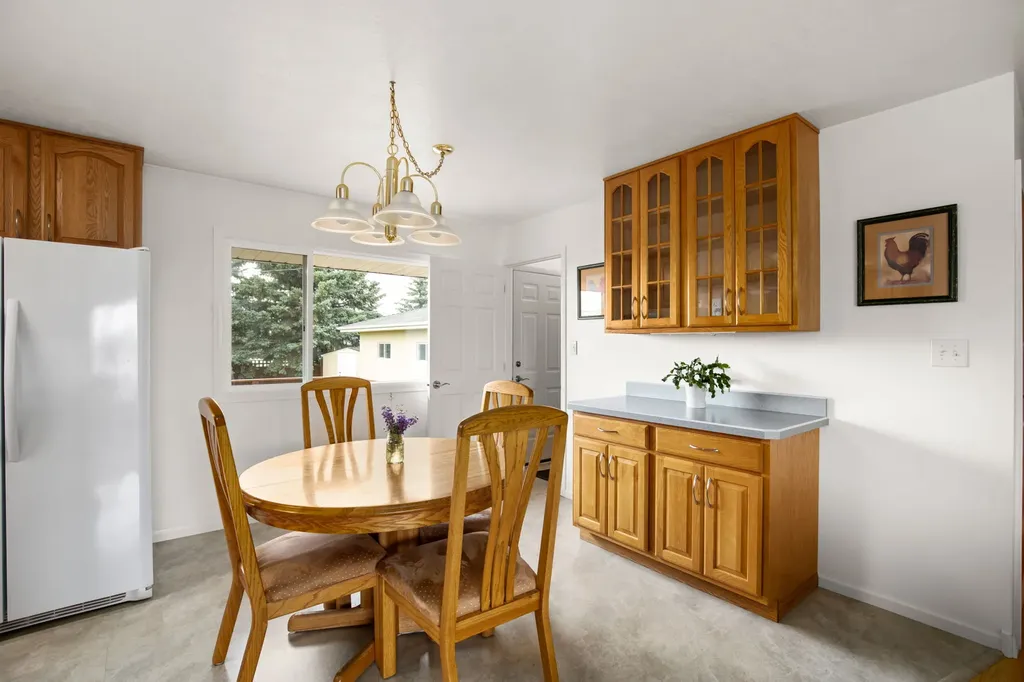 837 36th Avenue NE Great Falls MT 59404