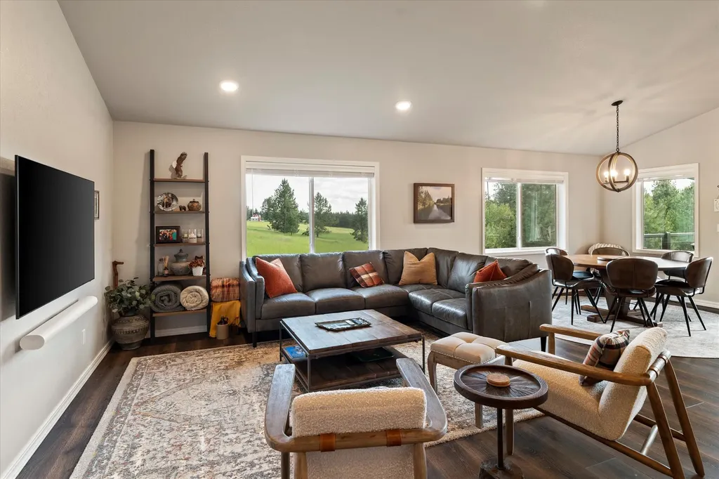 42439 Canal Road Ronan MT 59864