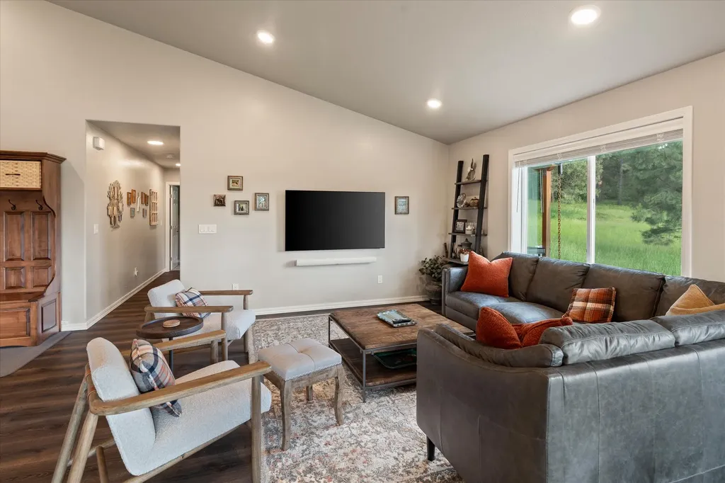 42439 Canal Road Ronan MT 59864