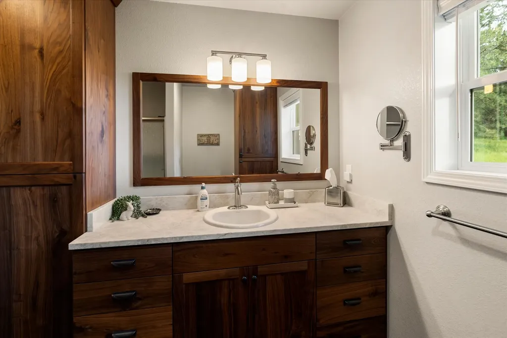 42439 Canal Road Ronan MT 59864
