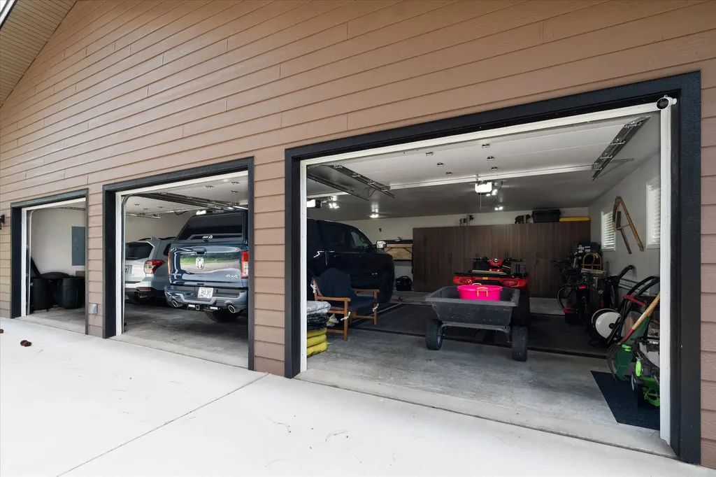 42439 Canal Road Ronan MT 59864