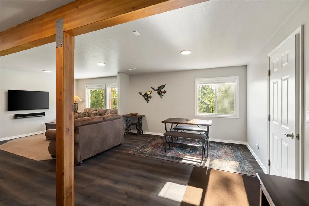 42439 Canal Road Ronan MT 59864