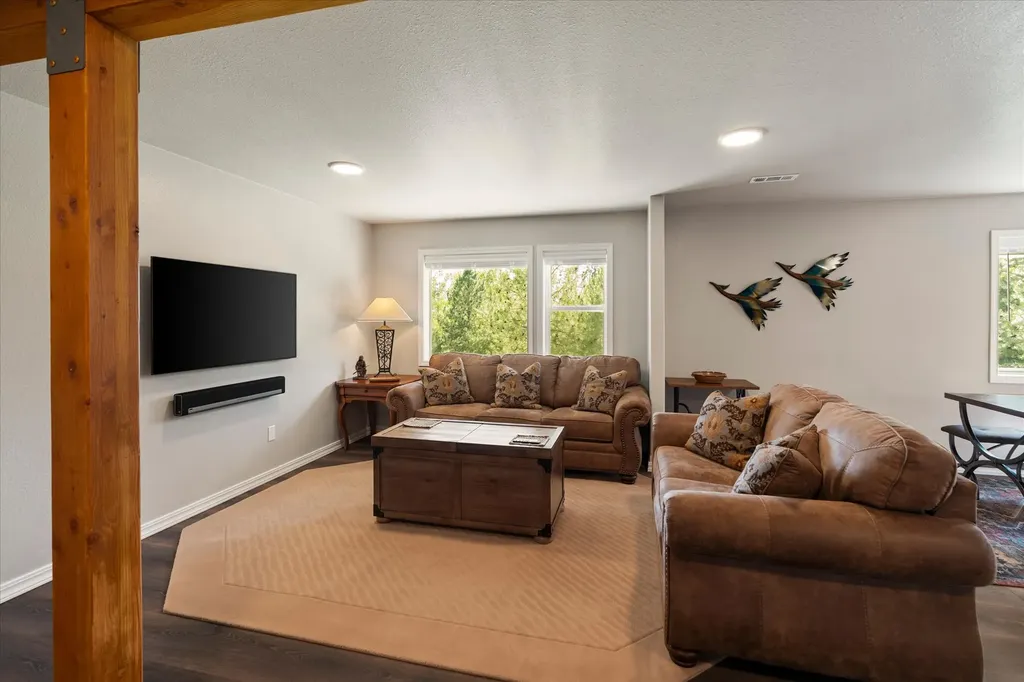 42439 Canal Road Ronan MT 59864