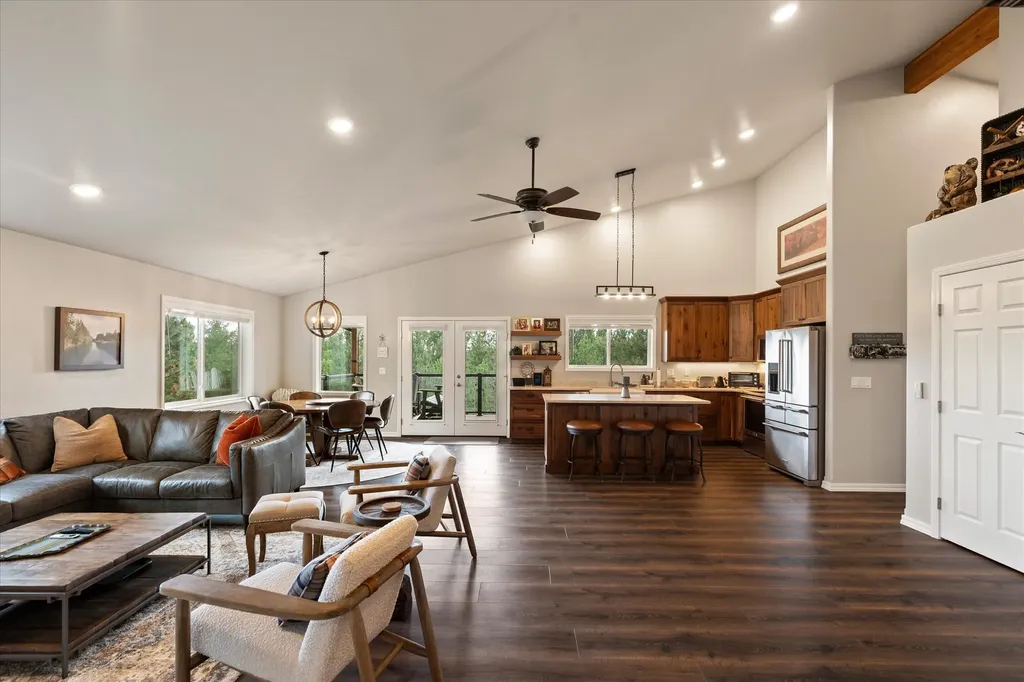 42439 Canal Road Ronan MT 59864