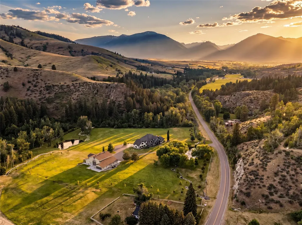 1307 Skalkaho Highway Hamilton MT 59840