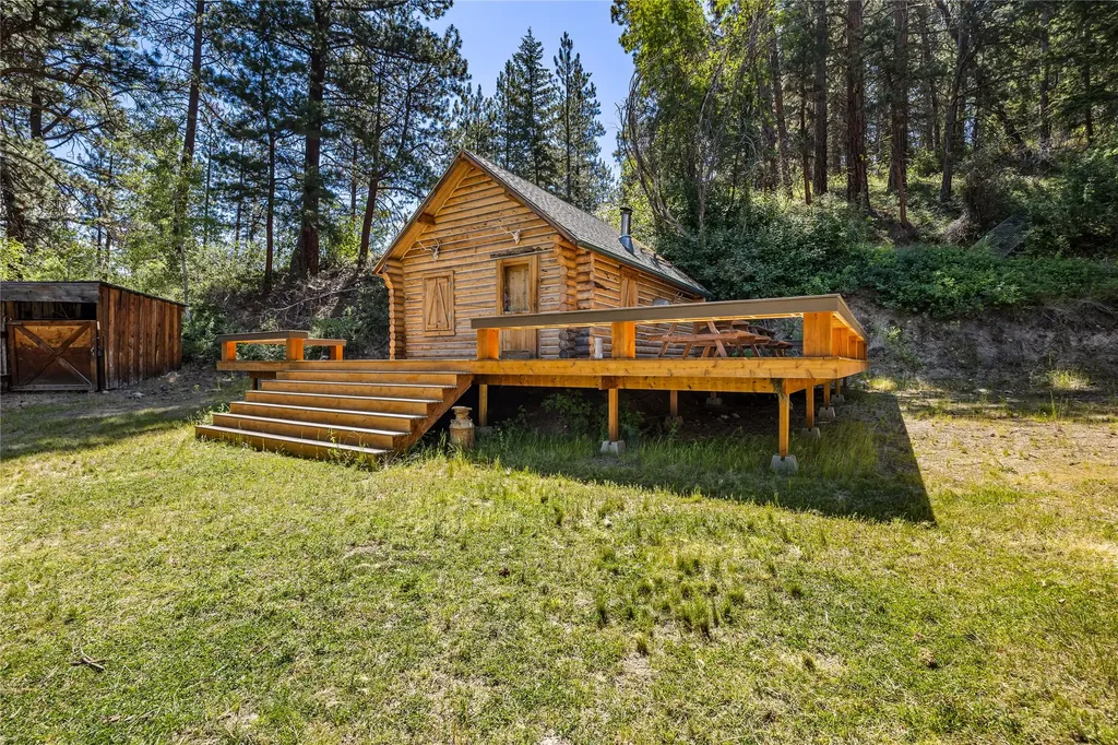 1307 Skalkaho Highway Hamilton MT 59840