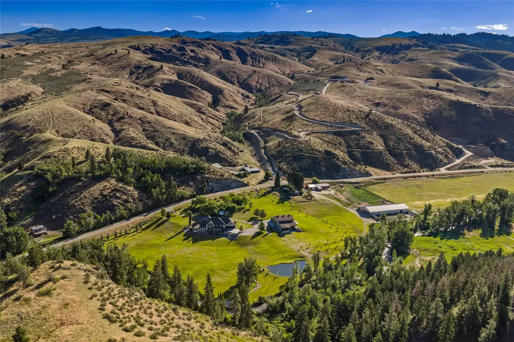1307 Skalkaho Highway Hamilton MT 59840