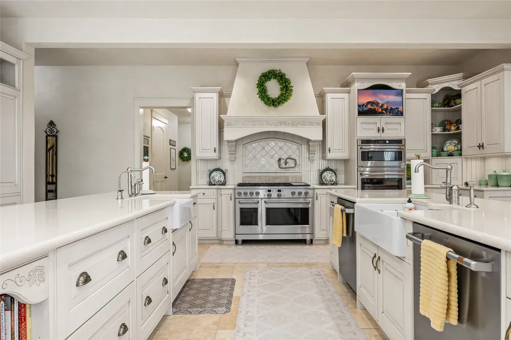 1307 Skalkaho Highway Hamilton MT 59840