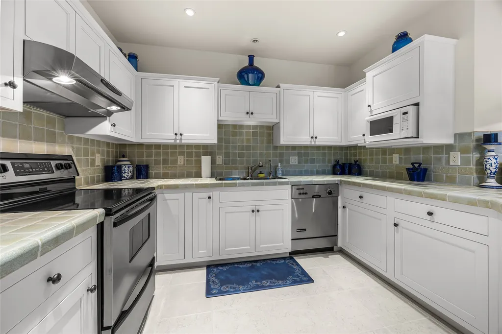 1307 Skalkaho Highway Hamilton MT 59840