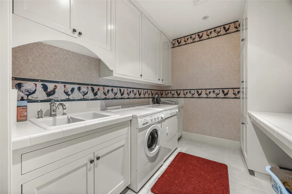 1307 Skalkaho Highway Hamilton MT 59840