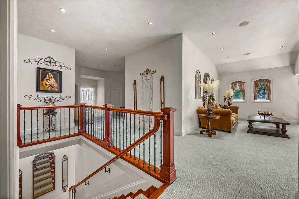 1307 Skalkaho Highway Hamilton MT 59840
