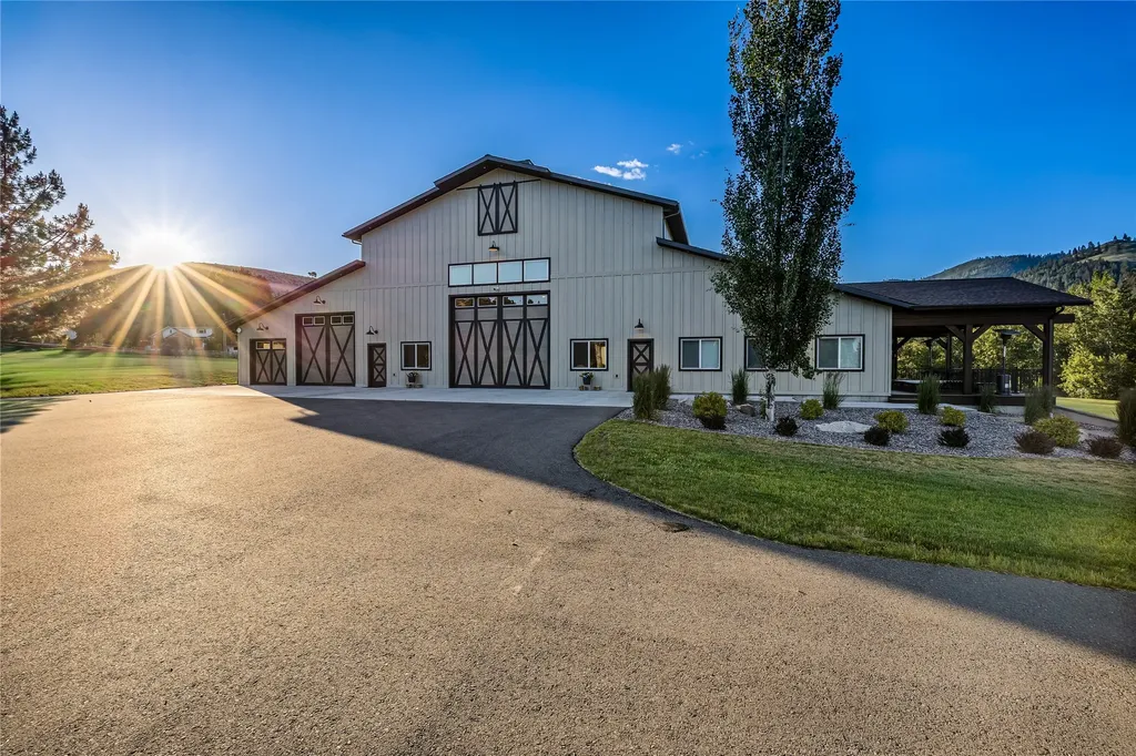 1307 Skalkaho Highway Hamilton MT 59840