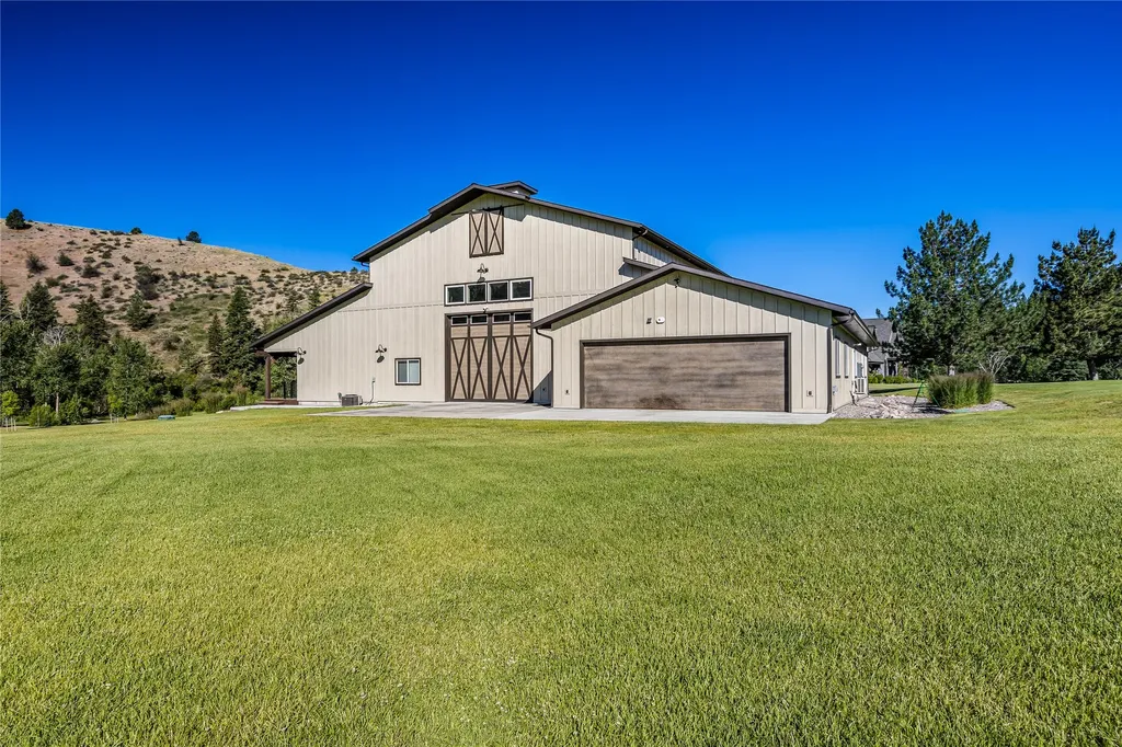 1307 Skalkaho Highway Hamilton MT 59840