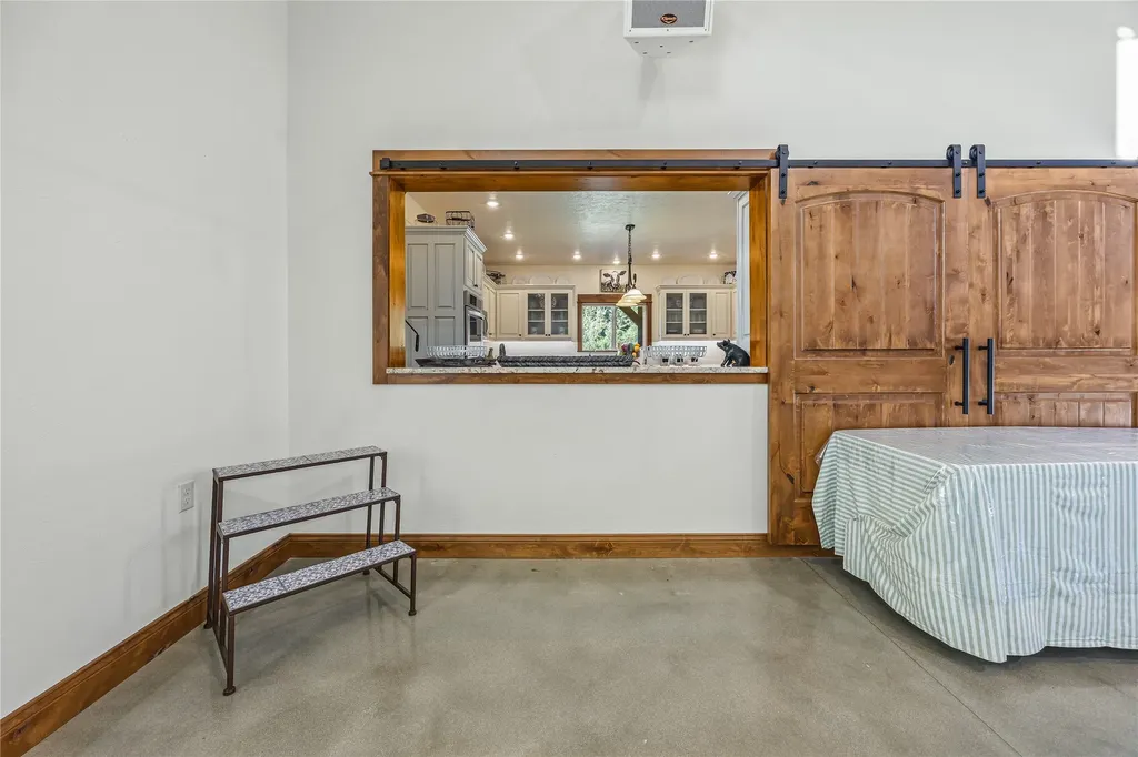 1307 Skalkaho Highway Hamilton MT 59840