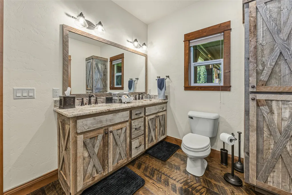 1307 Skalkaho Highway Hamilton MT 59840