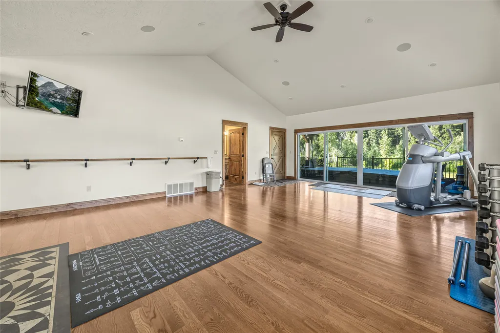 1307 Skalkaho Highway Hamilton MT 59840