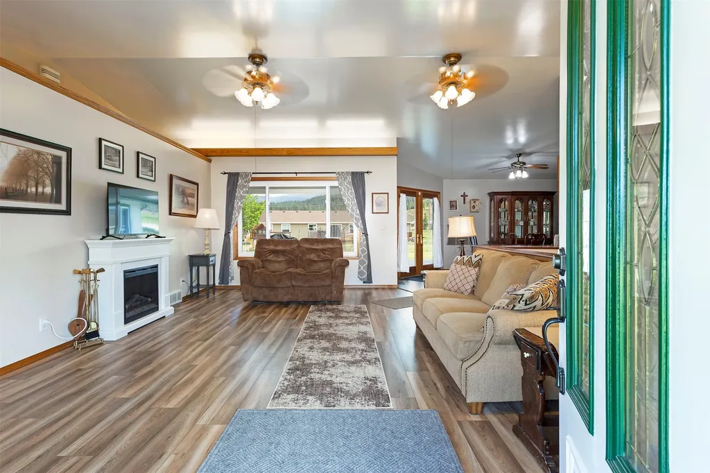 23588 Mullan Road Huson MT 59846