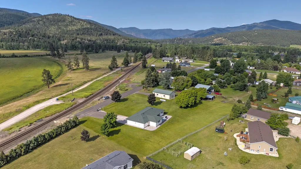 23588 Mullan Road Huson MT 59846