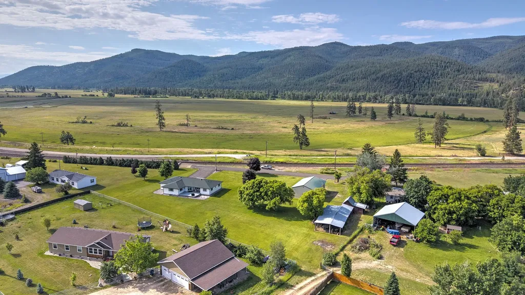 23588 Mullan Road Huson MT 59846