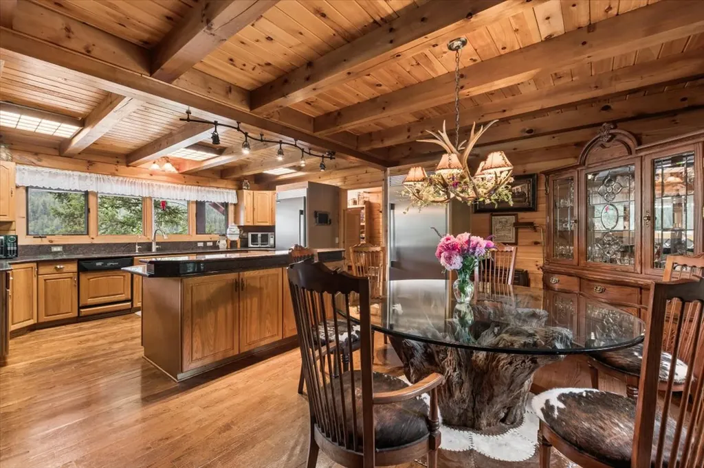 14529 Sunburst Drive Bigfork MT 59911
