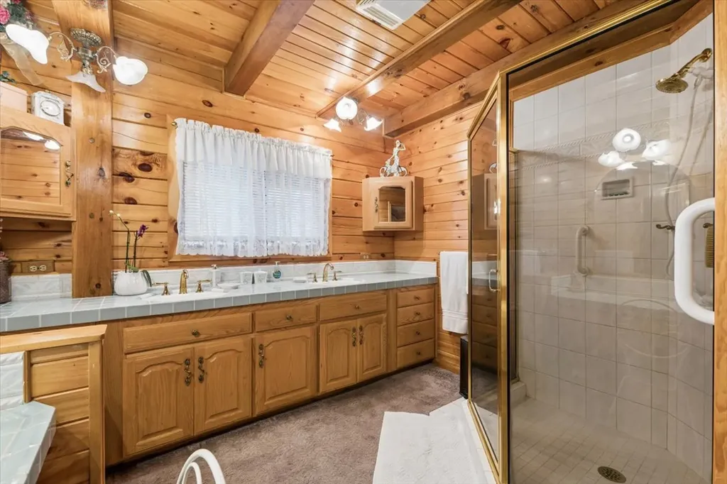 14529 Sunburst Drive Bigfork MT 59911