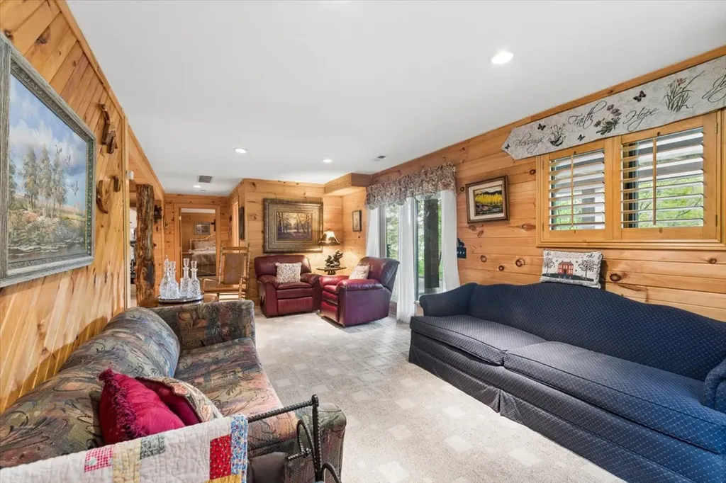 14529 Sunburst Drive Bigfork MT 59911