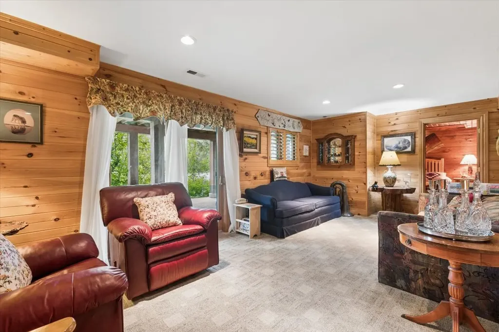 14529 Sunburst Drive Bigfork MT 59911