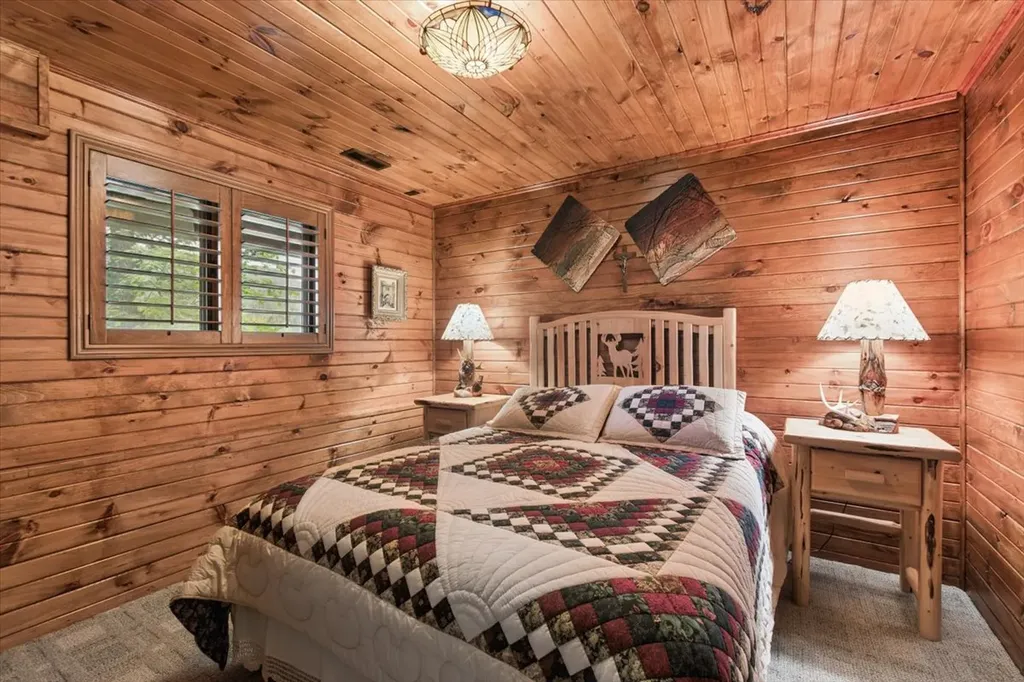 14529 Sunburst Drive Bigfork MT 59911