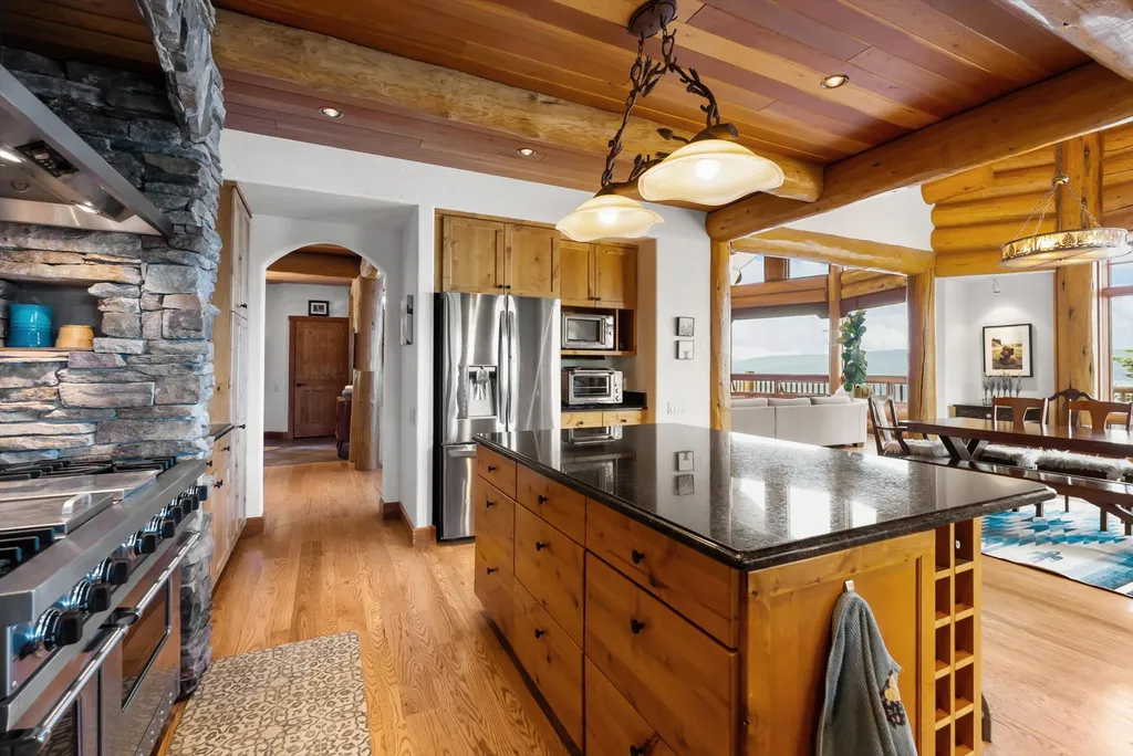 16428 Sunset Heights Drive Bigfork MT 59911