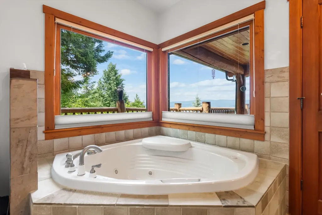 16428 Sunset Heights Drive Bigfork MT 59911