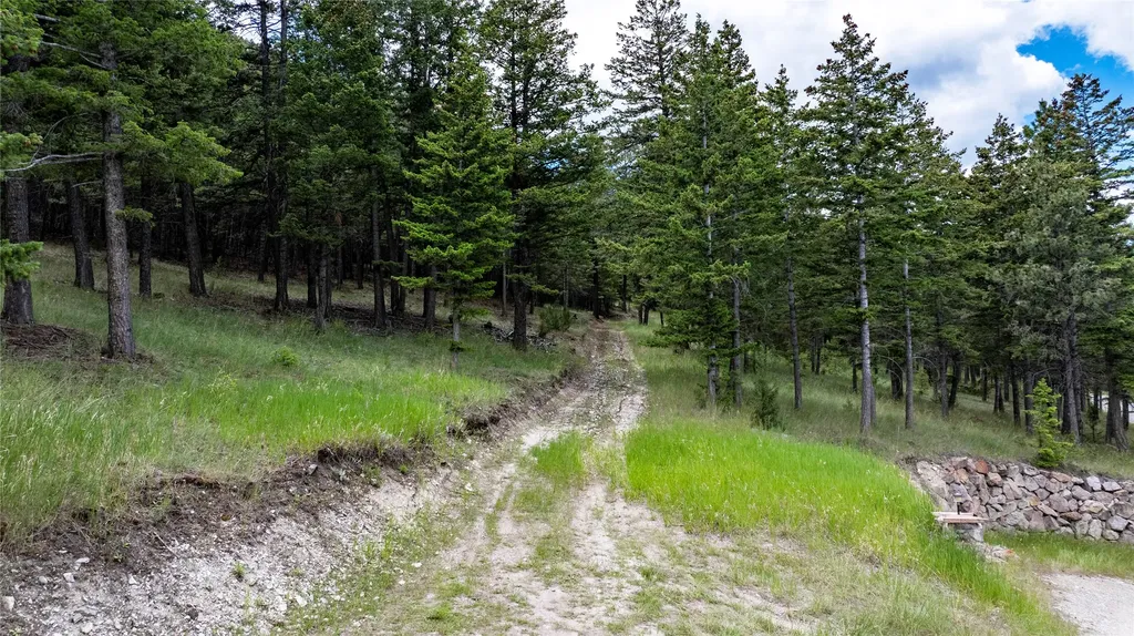 297 S Hills Road Clancy MT 59634
