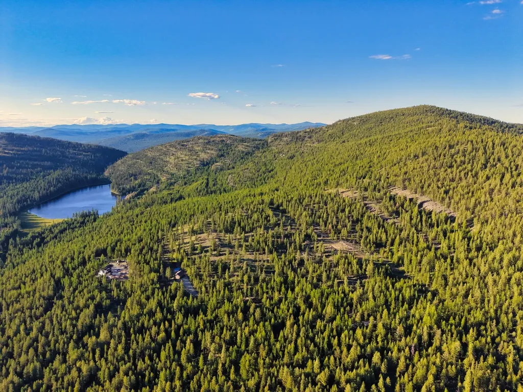 12021 Us Highway 2 W Marion MT 59925